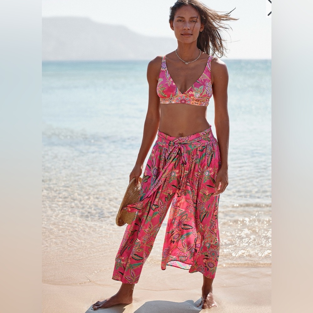 Johnny Was Flamingo Floral Palazzo Pants 
size: Large